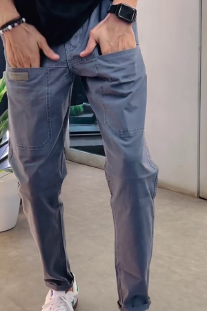 Men Relaxed Fit Flat-Front Cargo Pants