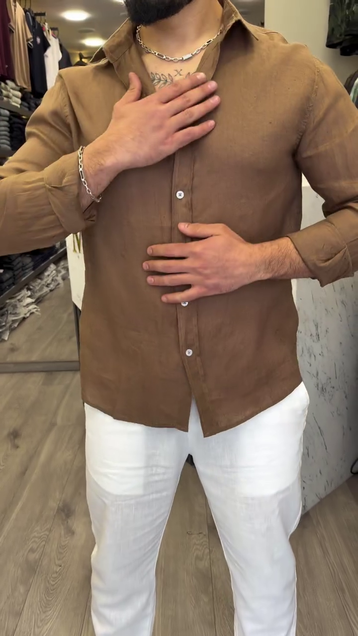 Men Relaxed Regular Fit Spread Collar Textured Casual Shirt