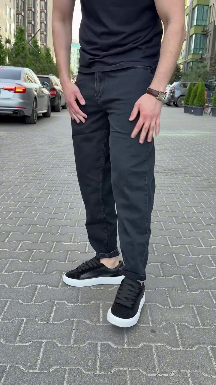 Men Wide Leg Mid-Rise Applique Cotton Jeans - Image 8