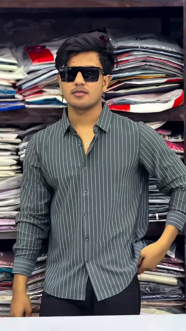 Men Slim Fit Opaque Striped Formal Shirt - Image 14