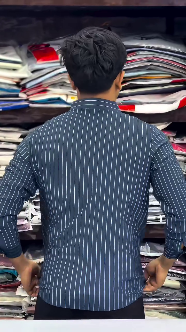 Men Slim Fit Opaque Striped Formal Shirt - Image 11
