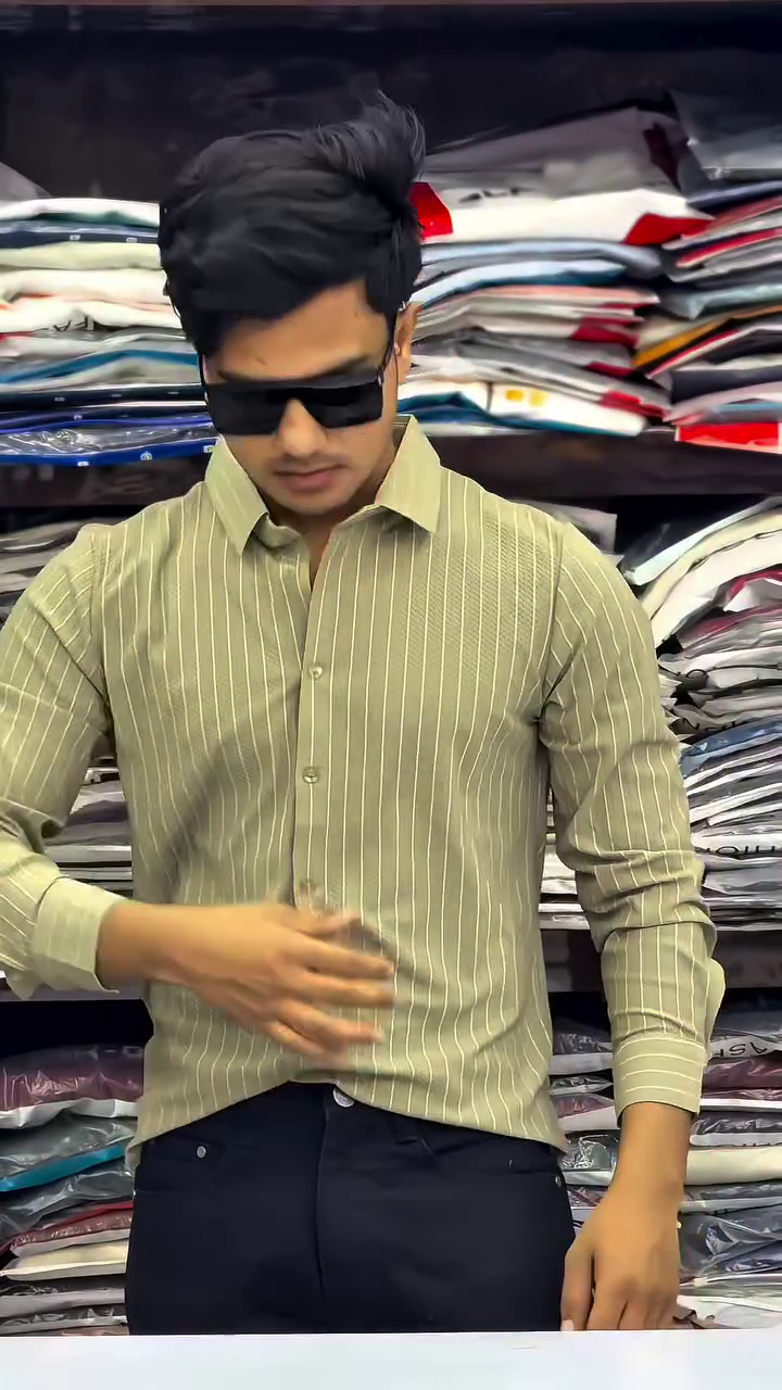 Men Slim Fit Opaque Striped Formal Shirt - Image 9