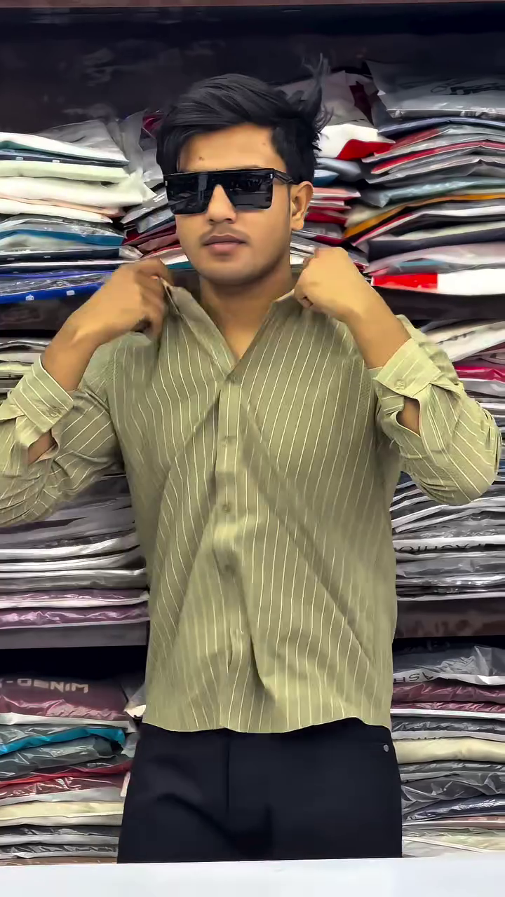 Men Slim Fit Opaque Striped Formal Shirt - Image 6