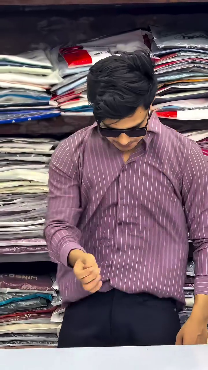 Men Slim Fit Opaque Striped Formal Shirt - Image 5